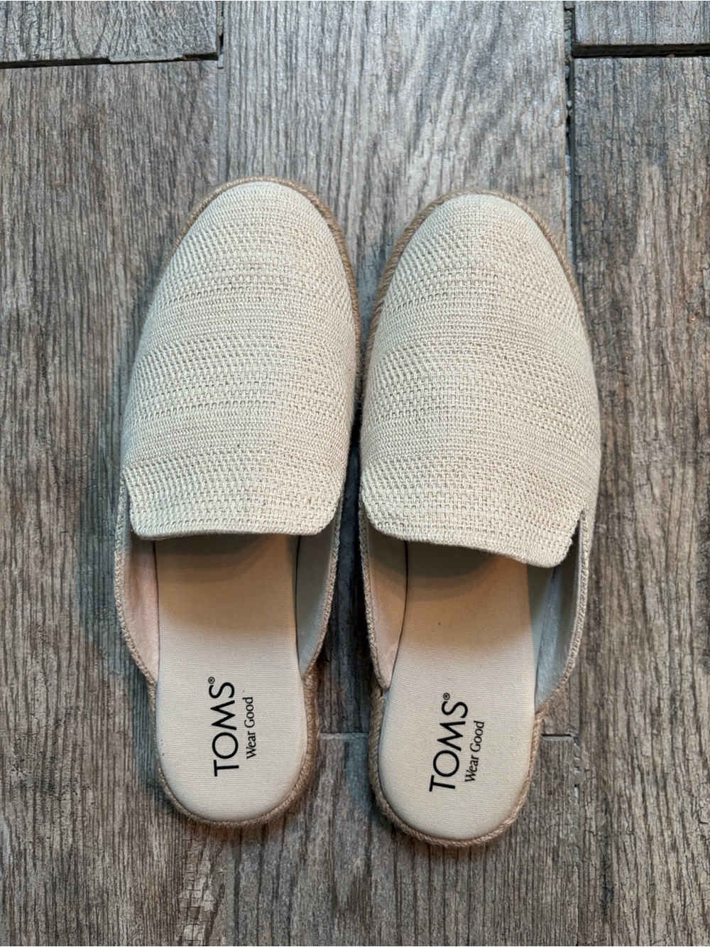 TOMS Women's Rose Gold Metallic Mules
